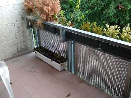 HARHEIM - Gemütliche 1-Zimmer-Wohnung mit Balkon