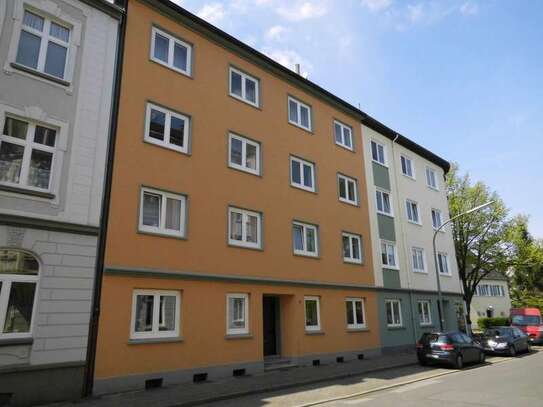 Top gepflegte und helle 2 Raum Wohnung mit Balkon in ruhiger Lage!