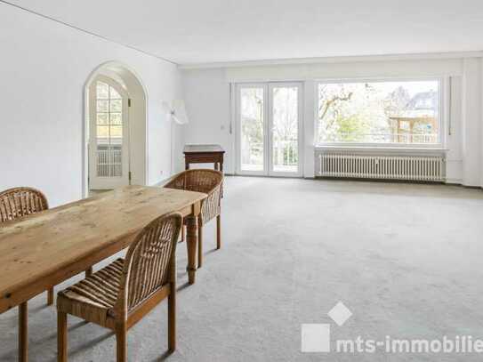 MTS-Immobilien/ Kronberg - Helle Vierzimmerwohnung mit grossem eingewachsenen Garten