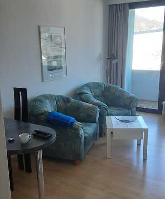 Geschmackvolle, gepflegte 1-Zimmer-Wohnung mit geh. Innenausstattung mit Balkon und EBK