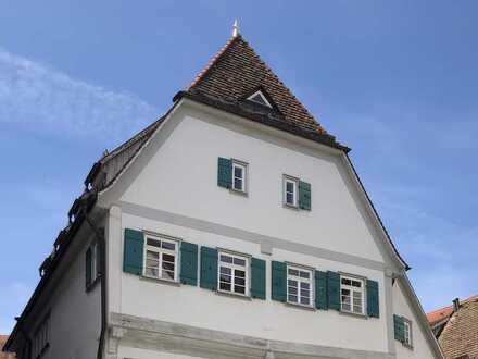 Nette Dachgeschoßwohnung in Kulturdenkmal