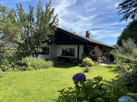 Großzügiger Bungalow in bevorzugter Wohnlage