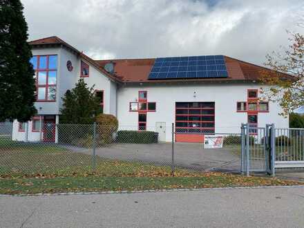 hochwertiges Gewerbeanwesen mit Halle, Büro und Wohnung