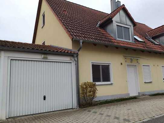 4-Zimmer-Doppelhaushälfte in Vilseck