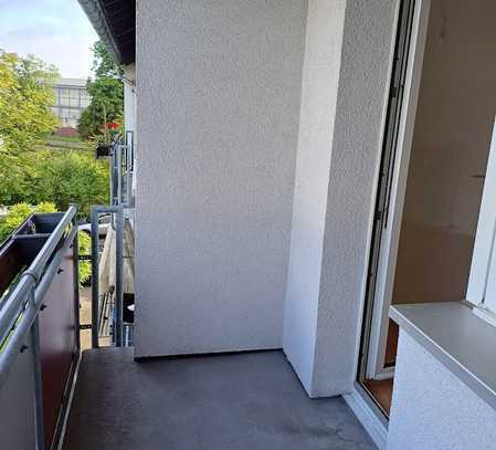 Wohnung mit Balkon sucht neuen Mieter in Düsseldorf-Rath!