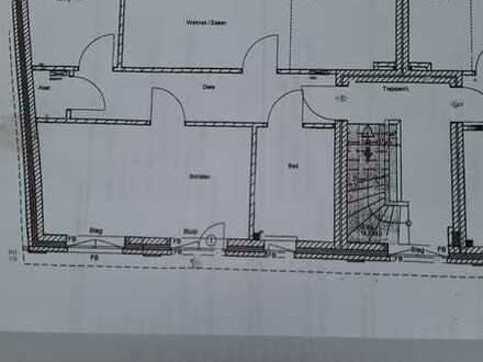 In Telgte: Neuwertige Wohnung mit drei Zimmern und Balkon