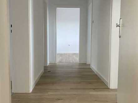 renovierte 2-Zimmer Wohnung mit Balkon und Einbauküche in Hannover-Nord