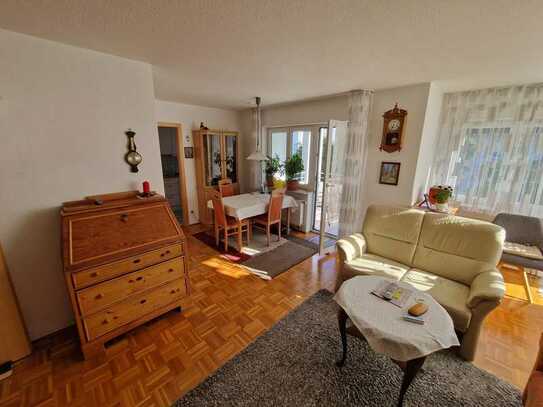 stadtnahe, gepflegte 3-Raum-Wohnung mit Einbauküche in Kirchheim unter Teck