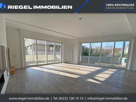 Sie hier? Wir auch!Stadt-Maisonettewohnung auf ca.132m² mitten im Zentrum in ruhiger Wohnanlage!
