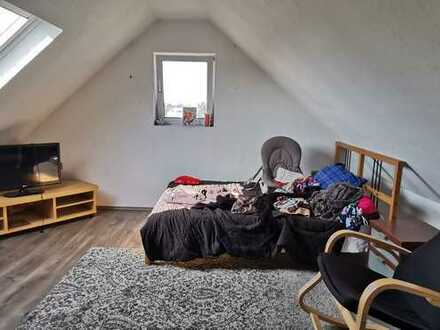 Freundliche 4-Zimmer-Wohnung mit Einbauküche in Würmersheimer