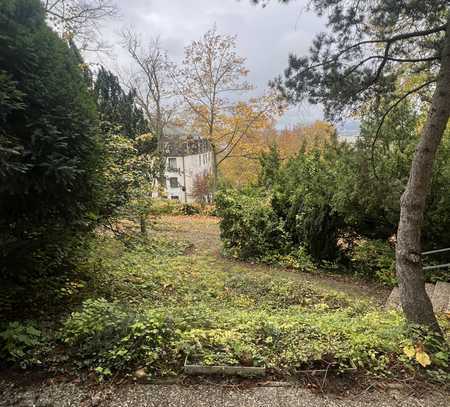 *Frisch sanierte 3 Zimmer Wohnung mit Terrasse in bester Lage*