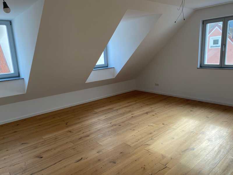                                                               Helle 4-Zimmer Wohnung mit Terrasse im 3. OG in Straubing Kernstadt                                                       in Rain (Donau-Ries)