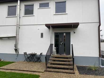 Frei stehendes Einfamilienhaus