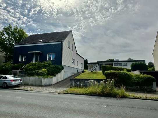 2-Familien-Mehrfamilienhaus + Bungalow + Bauland-Grundstück in Bochum Eppendorf