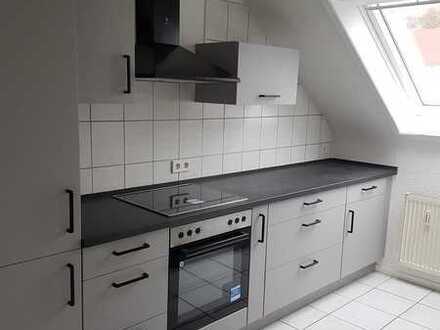 3-Zimmer-Wohnung mit Dachterrasse und EBK in Rosengarten Westheim