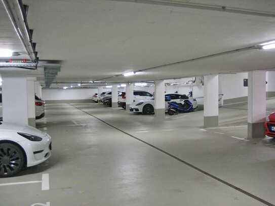 Tiefgaragenstellplatz