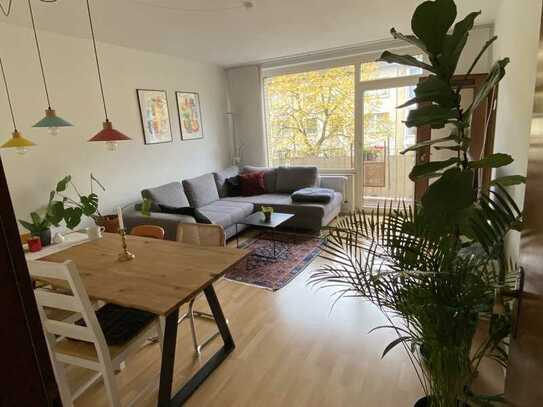 Ansprechende 3-Zimmer-Wohnung mit Balkon und EBK in Düsseldorf
