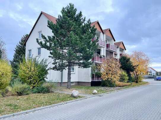 Sehr schöne vermietete Erdgeschoss-Wohnung mit Balkon und Stellplatz!