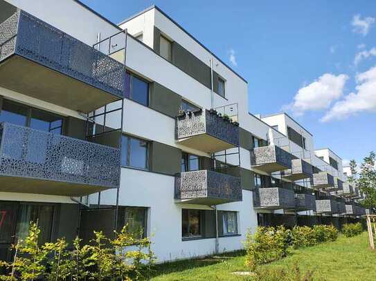 3 Zimmer mit Terrasse