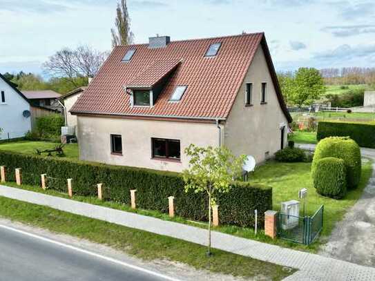 Naturnahes Wohnen: Großzügiges Wohnhaus mit vielen Extras