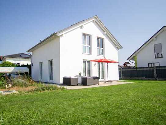 Modernes Einfamilienhaus mit großzügigem Garten und Einzelgarage in ruhiger Lage von Limburg