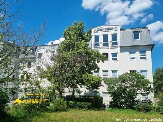 ATTRAKTIVE BÜROFLÄCHEN IN GEPFLEGTEM GESCHÄFTSHAUS!