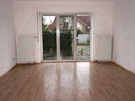 * seit 1992 IMMO-ZAHN * Sonnige 3-Zi.EG-Terrassen-Wohnung mit Garten & Garage & EBK (Optional) *