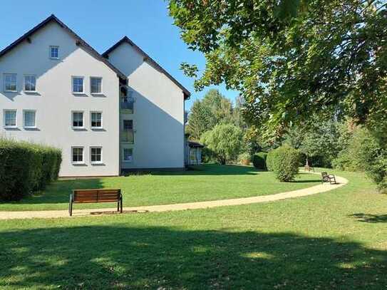 schöne 2 Zimmer Wohnung mit Terrasse