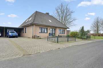 Freistehendes Einfamilienhaus in Gute Lage von Haren-Erika mit freien Ausblick hinter das Haus