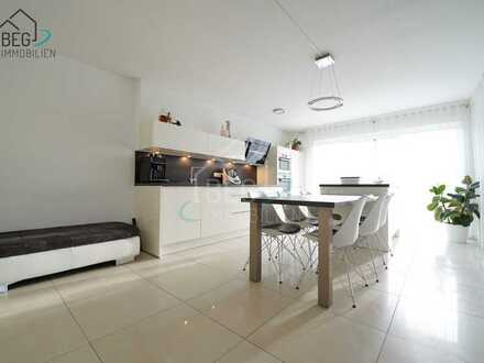 *PROVISIONSFREI* Moderne 2,5 Zimmer Wohnung 
mit Stellplatz in guter Lage