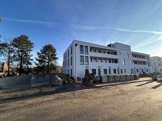 Moderne, helle Wohnung mit Balkon - Erstbezug