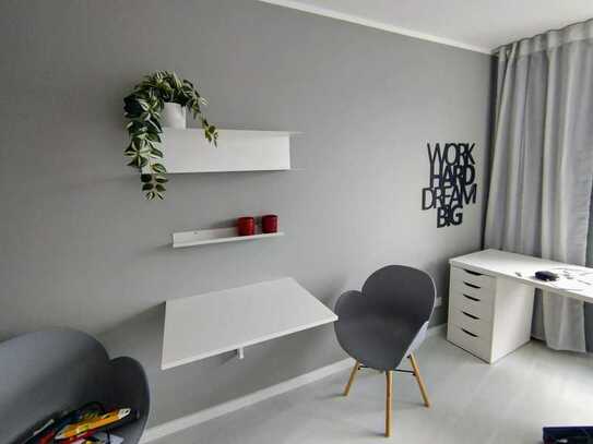 •• Mit Liebe zum Detail 🏡möbliertes Studio nähe Düsseldorfer Hafen+ SP + Aufzug ••