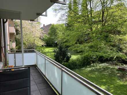 Renovierte 2 Zimmer Wohnung mit Süd-Balkon in Krefeld Bockum