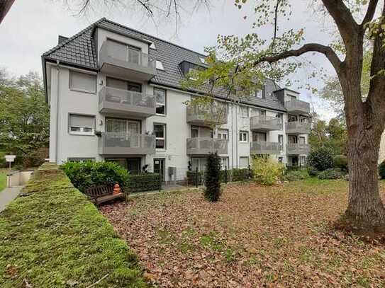 Stilvolle 2-Zimmer-Wohnung mit gehobener Innenausstattung mit Balkon in Köln Buchheim