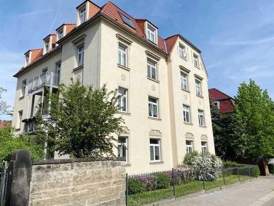 SCHÖNE 2-RAUM WOHNUNG MIT BALKON