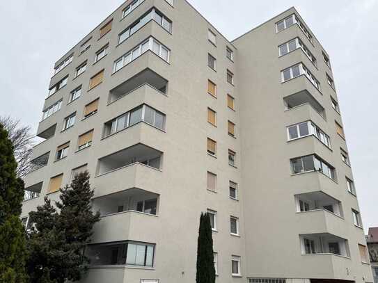 RESERVIERT ! Herrliche Aussicht im 2. OG mit Aufzug und gute KAPITALANLAGE