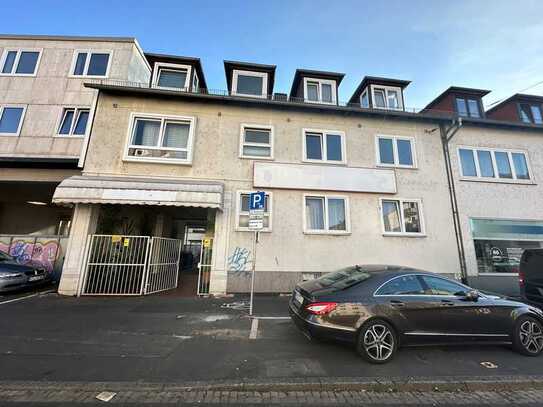 Mehrfamilienhaus in Kassel *** Grüner Weg *** neue Fenster und Thermen ***