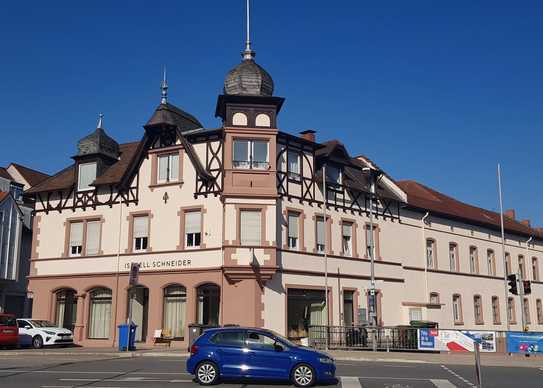 Bürofläche mit herrschaftlichem Entrée in zentraler Lage 105 bis 320 qm