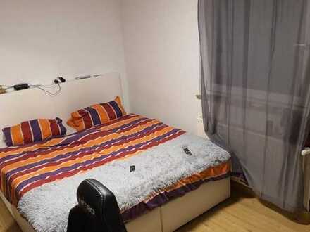 1 Zimmer in 4er WG zu vergeben