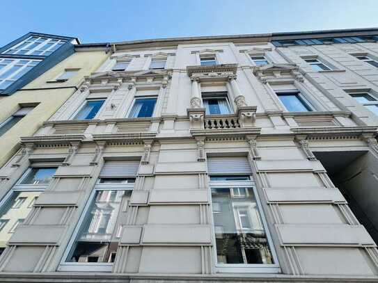 M'GLADBACH - OBERSTADT TOLLE 4-ZIMMER ALTBAUWOHNUNG AM WASSERTURM!