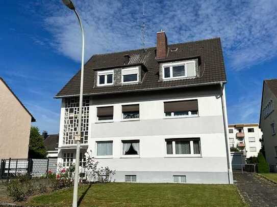 RESERVIERT ! 3 Parteienhaus in zentraler Lage Bonn-Lessenich 2 WE frei !