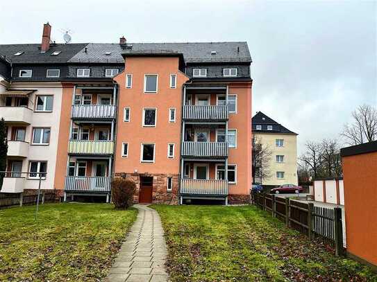 Schicke Wohnung mit Balkon im 1. OG!