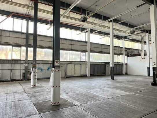 Hallenfläche ca. 1.350 m² | mit Bürocontainer : : : zusätzliche Büroflächen verfügbar!