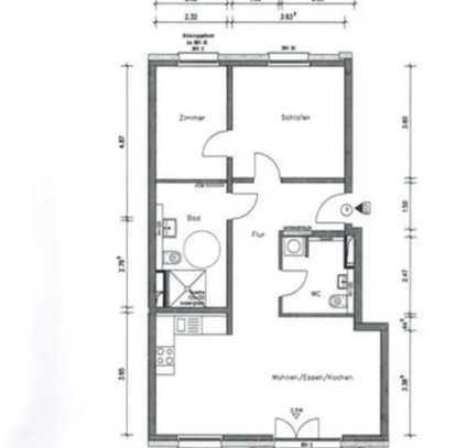 Stilvolle, geräumige und modernisierte 2-Zimmer-Wohnung mit Balkon und EBK in Berlin