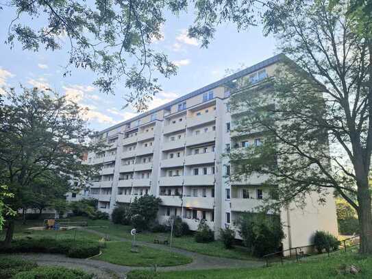 Schöne 2-Zimmer Wohnung mit Aufzug