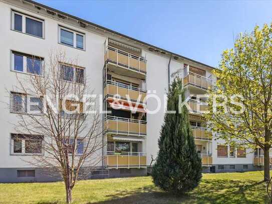 Kernsanierte Drei-Zimmer-Wohnung mit Balkon in Langen