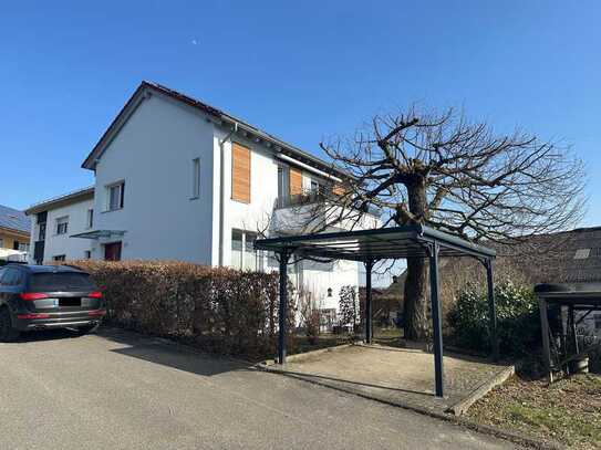Architektenhaus in Sackgassenlage mit unverbaubarer Aussicht, bester Anbindung und 551 € Einnahmen