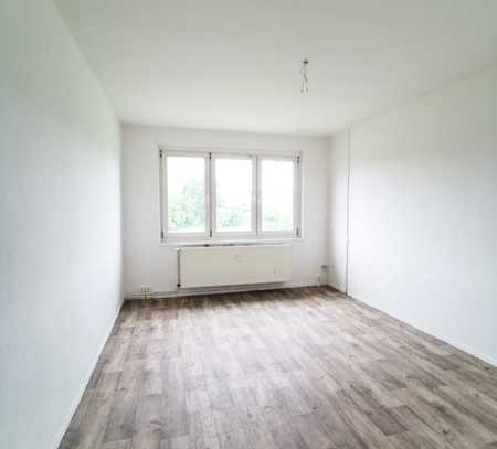 ++ LICHTDURCHFLUTETE MODERNE 3 ZIMMER WOHNUNG ++