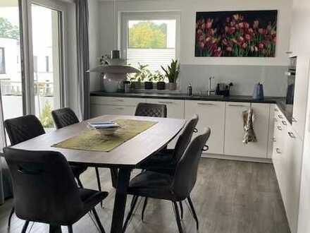 Nähe Obersee: exklusive 3-Zimmer-Wohnung mit Siematic Küche und Balkon