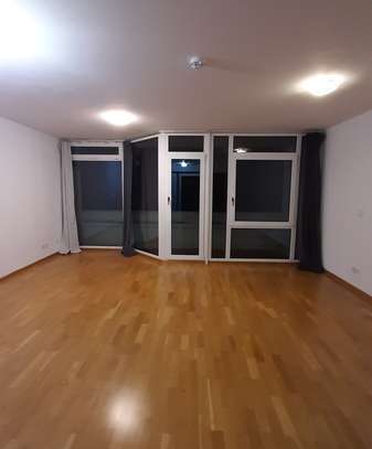 Ansprechende 1-Zimmer-Wohnung mit EBK und Balkon in der Kreuzhofstraße, München